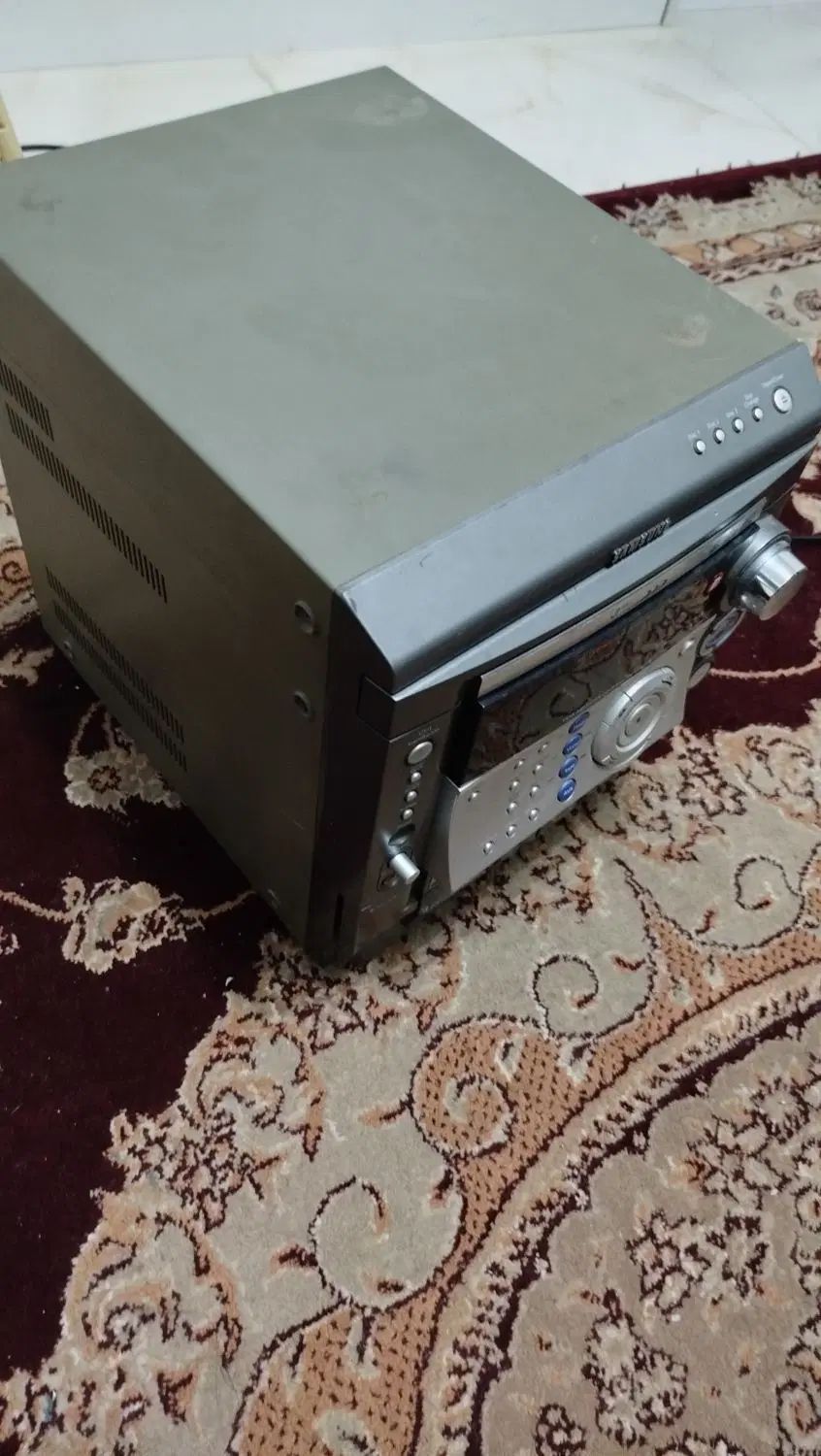ضبط|صوتی و تصویری|رشت, لاکانی|دیوار