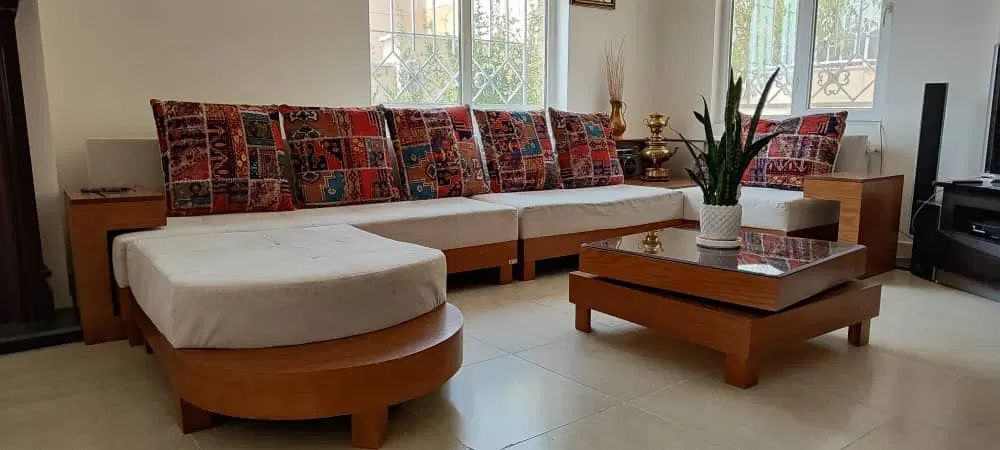 ست مبل راحتی همراه با درازکش|مبلمان خانگی و میز عسلی|تهران, اباذر|دیوار