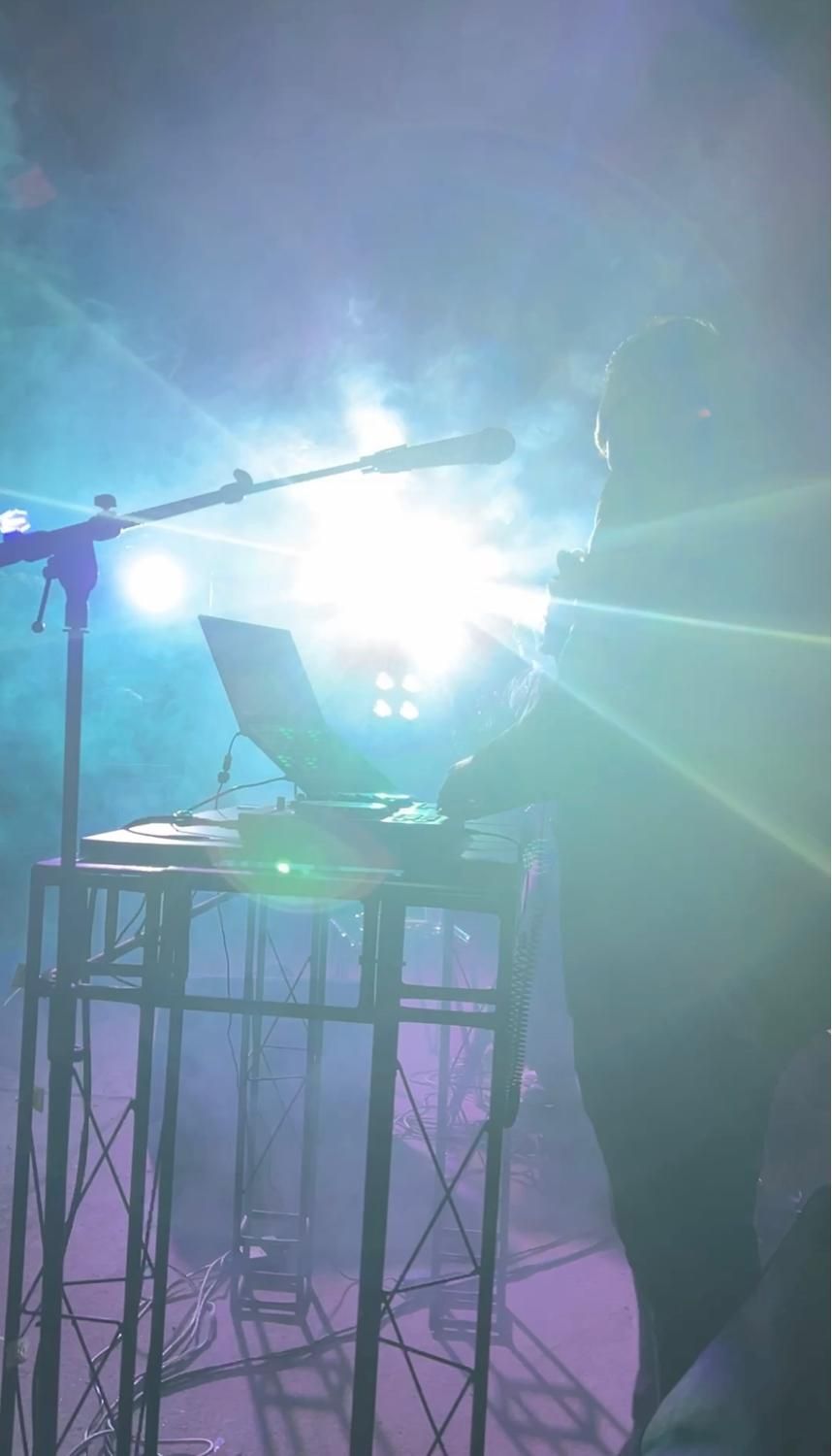 گروه موزیک و dj با رزومه کاری قوی|خدمات پذیرایی، مراسم|رشت, منظریه|دیوار