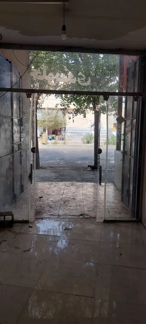 مغازه در بنی هاشمی ۱۸ متر کف و ۱۸ متر بالکن|اجارهٔ مغازه و غرفه|شیراز, شهرک مطهری|دیوار