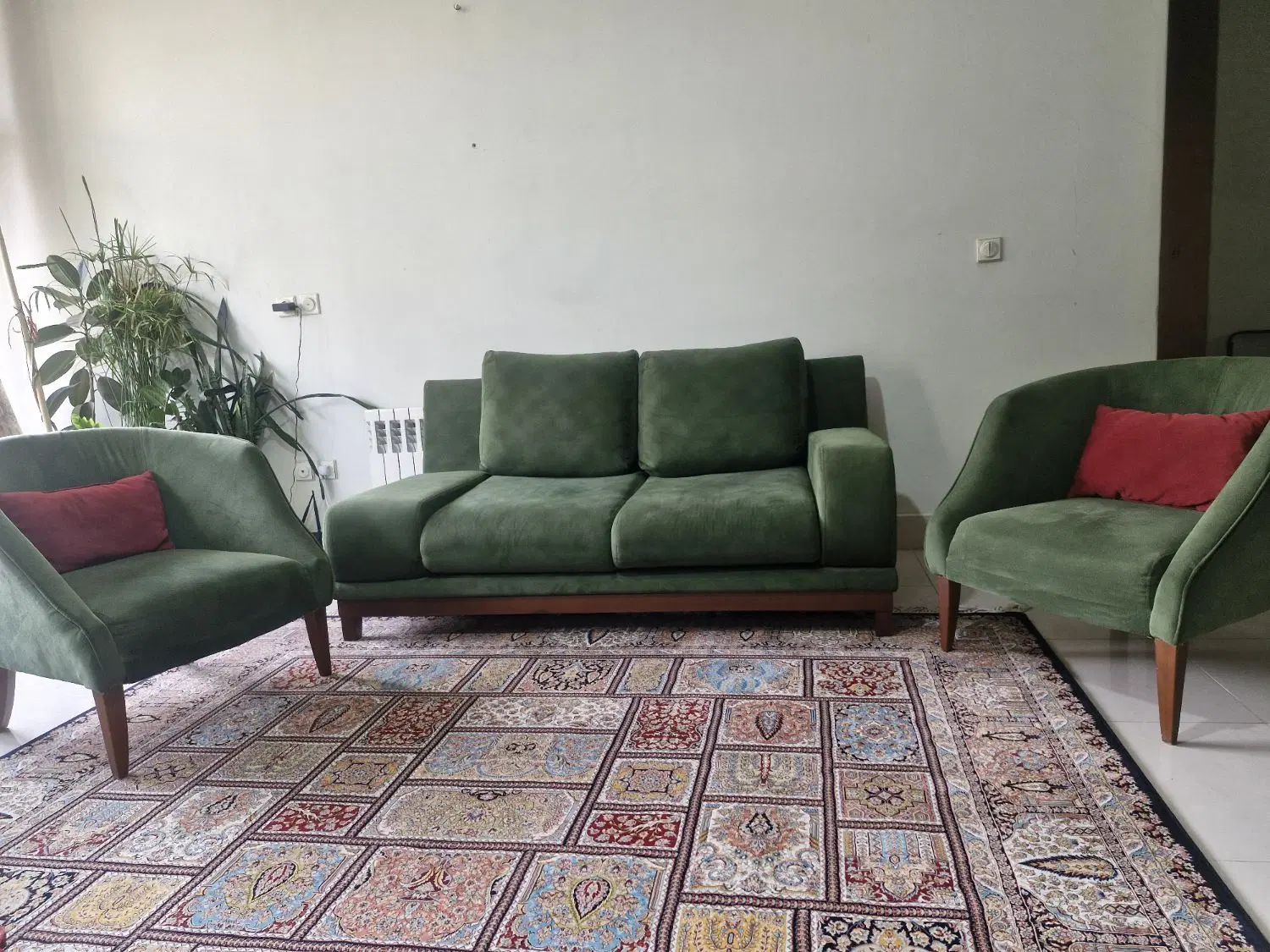 ست ۴ نفره مبل|مبلمان خانگی و میز عسلی|اصفهان, سروستان|دیوار