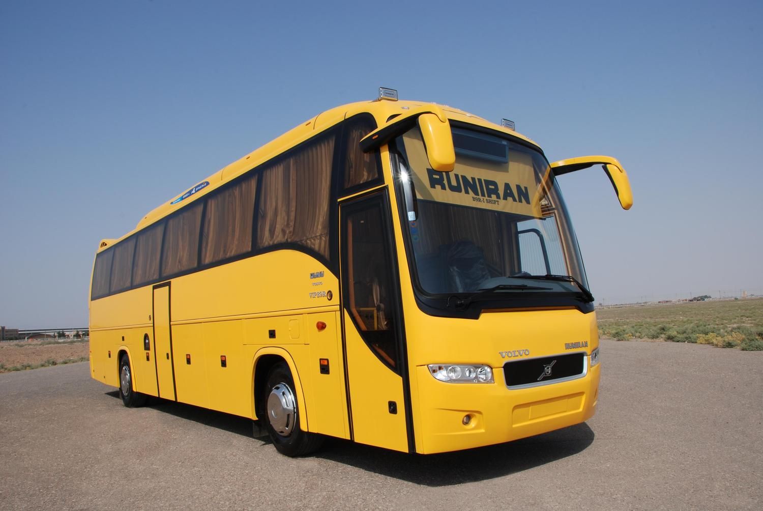 مرکز خدمات اجاره اتوبوس،میدل باس مینی بوس با مجوز|خدمات حمل و نقل|تهران, فلسطین (میدان انقلاب)|دیوار