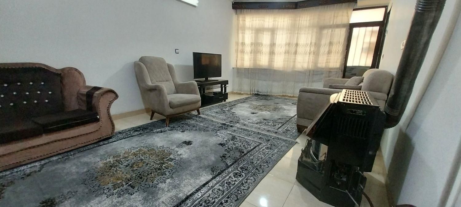 یک‌واحد آپارتمان مرتبِ تک‌خوابه بدون واسطه|اجارهٔ کوتاه‌مدت آپارتمان و سوئیت|همدان, |دیوار