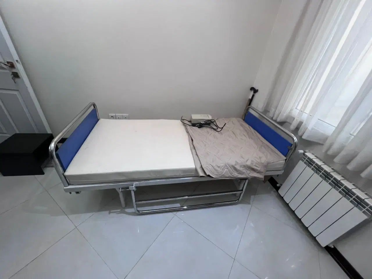 تخت بیمار و ویلچر و تشک مواج بیمار|آرایشی، بهداشتی، درمانی|تهران, شکوفه|دیوار