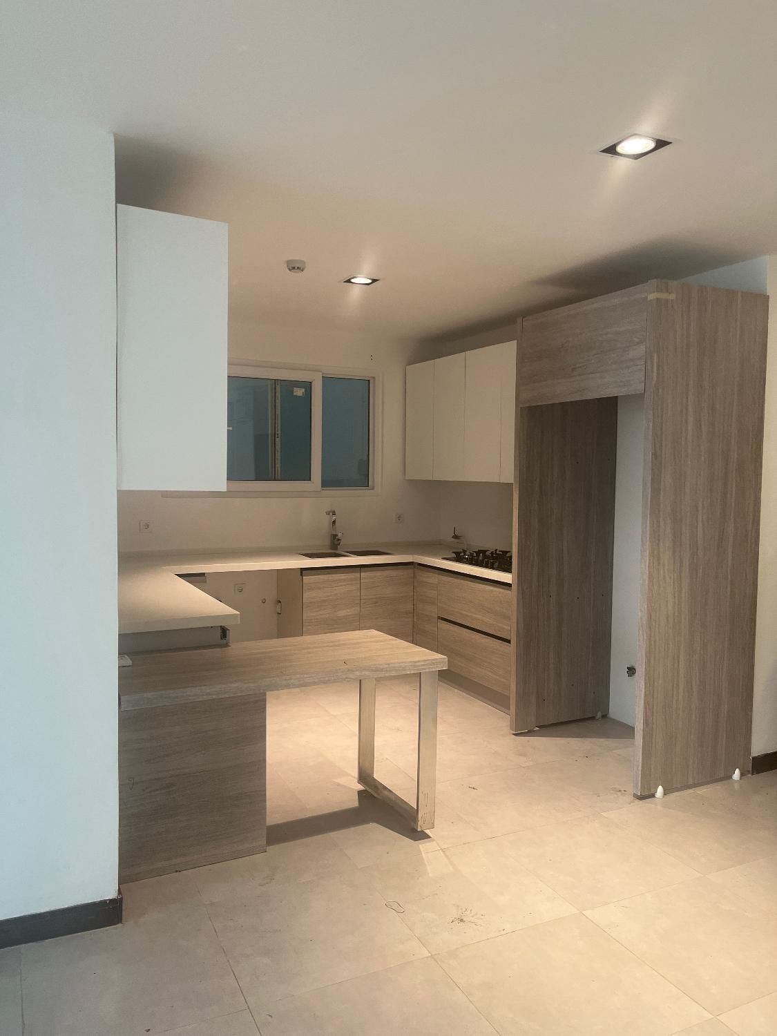 برج ساحلی|اجارهٔ آپارتمان|نور, |دیوار