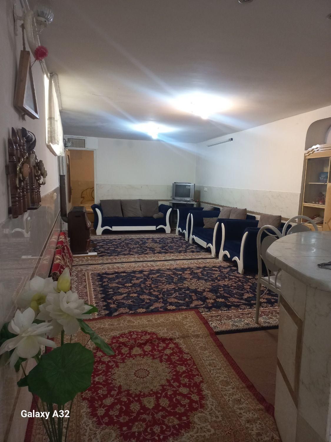سوئیت ارزان با کلیه امکانات،تمیز،امن وآرام،ارزان|اجارهٔ کوتاه‌مدت آپارتمان و سوئیت|محلات, |دیوار