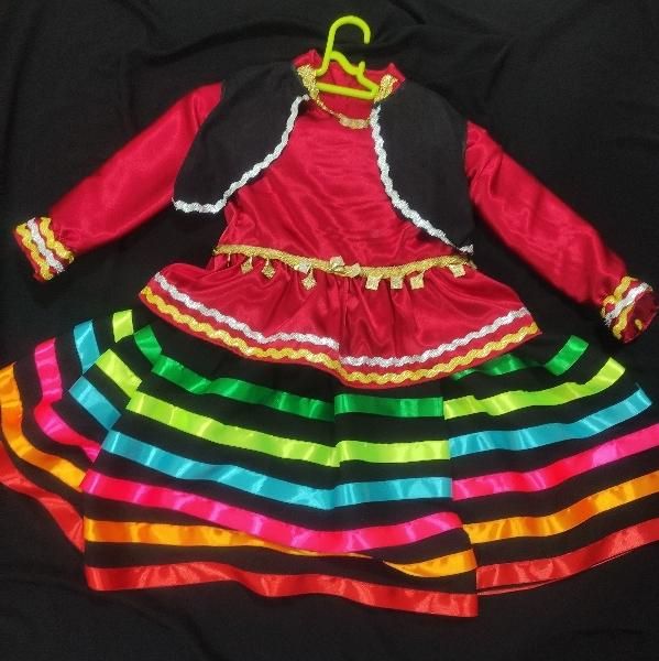 کرایه و دوخت لباس محلی|لباس|رشت, نظری|دیوار