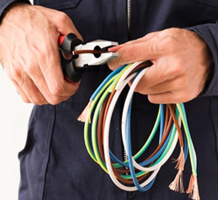 برقکار برقکاری برقکشی ساختمان برق نصاب لاینر|خدمات پیشه و مهارت|سبزوار, پاسداران|دیوار