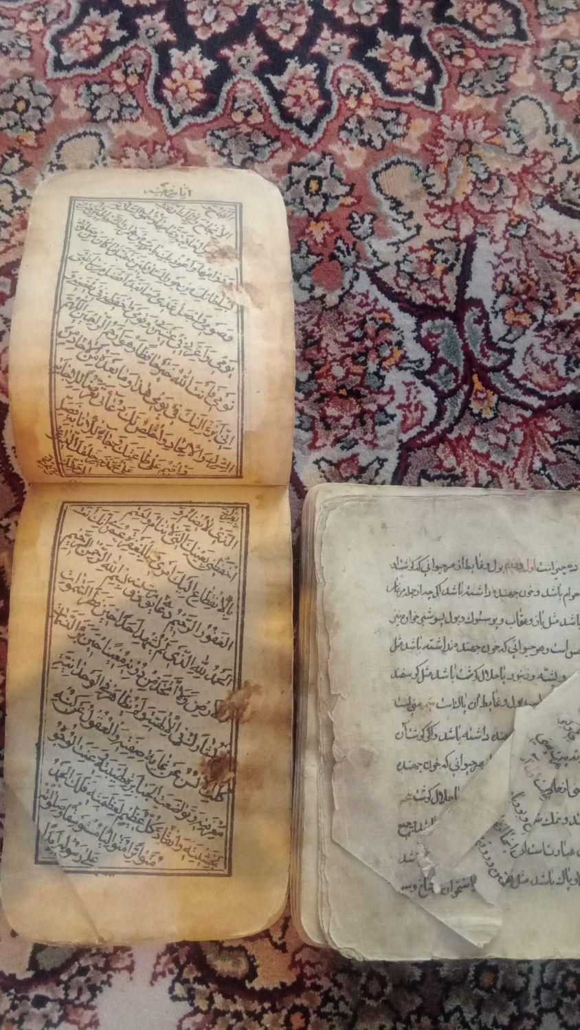 کتاب قران و رساله ی خطی قدیمی|کلکسیون اشیاء عتیقه|شهریار, |دیوار