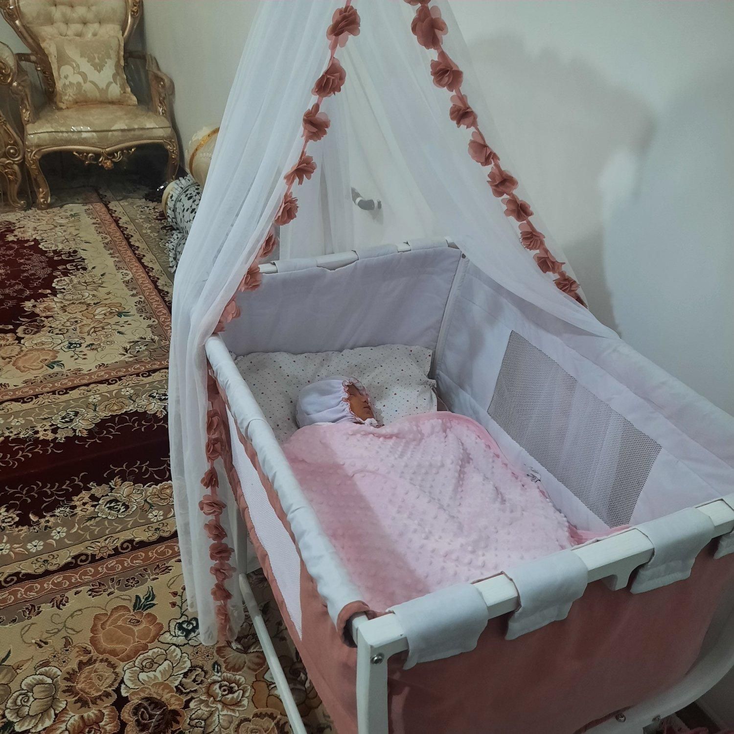 گهواره چوبی کودک همراه با ست خواب کودک نو|اسباب و اثاث بچه|شیراز, حجت آباد|دیوار