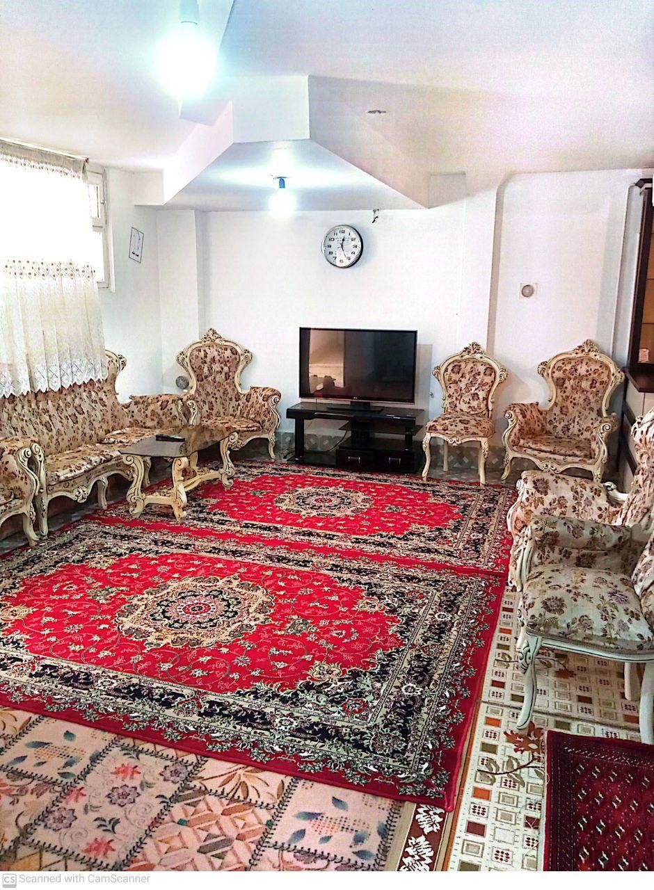 اپارتمان مبله هم کف روبروی بانک مبل|اجارهٔ کوتاه‌مدت آپارتمان و سوئیت|ملایر, |دیوار