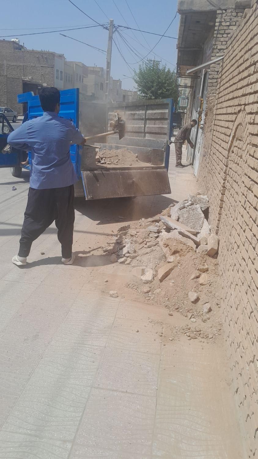 نیسان کمپرسی نخاله شن ماسه وتخریب کاری باپیکور|خدمات حمل و نقل|یزد, |دیوار