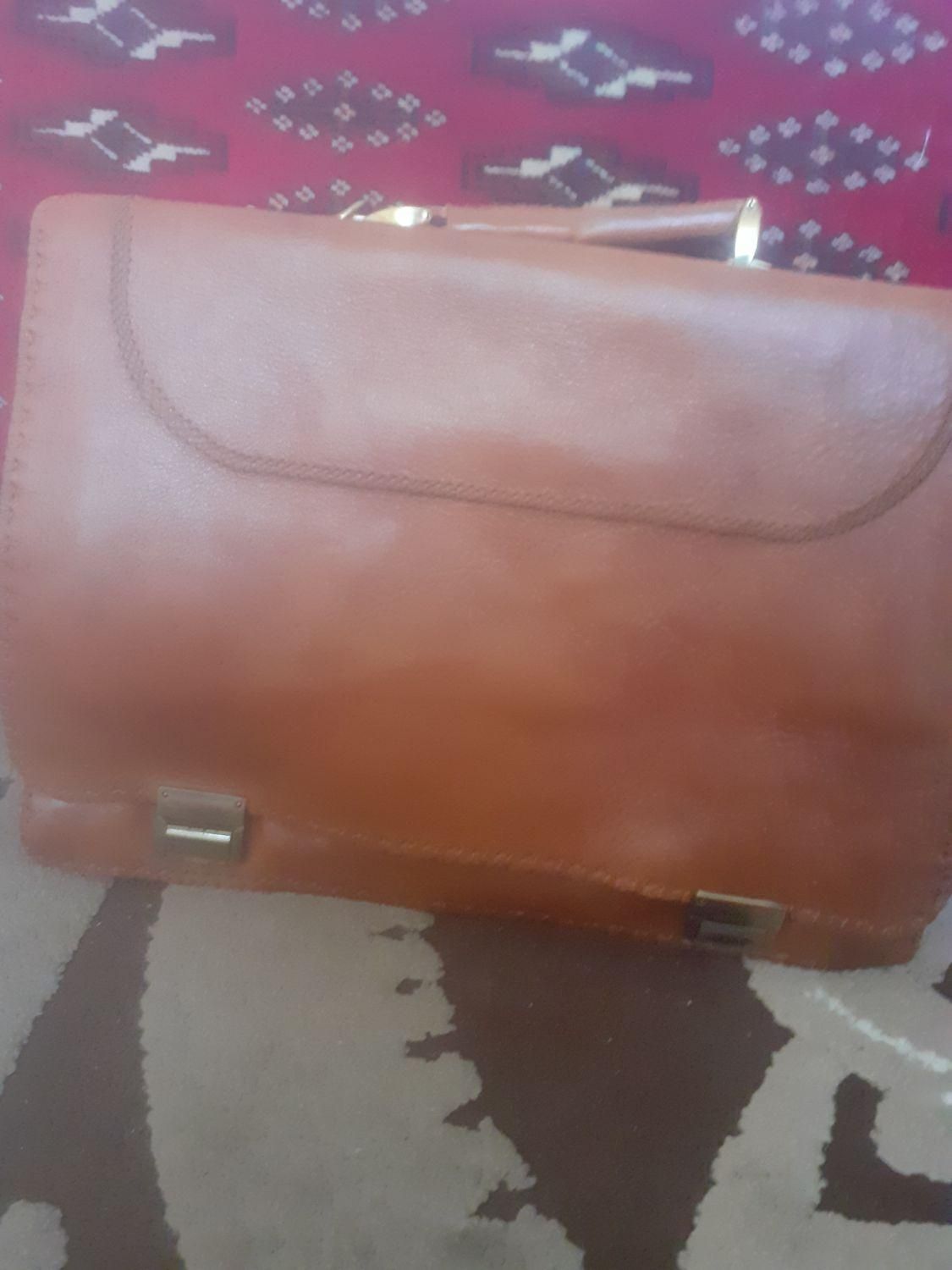 کیف تمام چرم مردانه و اسپرت لژدار سایز ۳۷|کیف، کفش، کمربند|اصفهان, احمدآباد|دیوار
