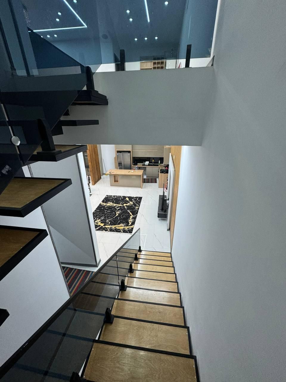 ویلا لاکچری نوساز ویوابدی۳خواب مستر استخرسندتک‌برگ|فروش خانه و ویلا|هشتگرد, ایقربلاغ|دیوار