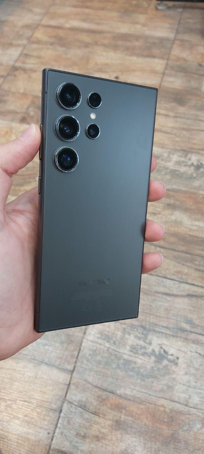 سامسونگ Galaxy S24 Ultra با حافظهٔ ۲۵۶ گیگابایت|موبایل|قم, دورشهر|دیوار