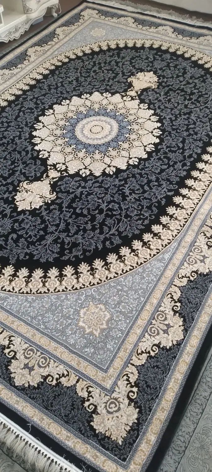 دو تخته فرش۹متری۷۰۰شانه سرمه ای جفت|فرش|تهران, وحیدیه|دیوار