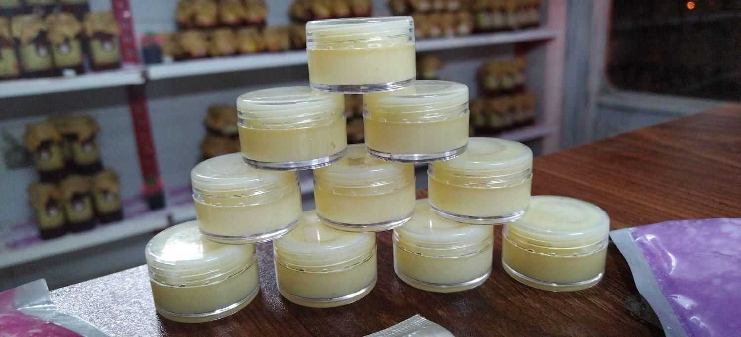 ژل رویال ایرانی  شاه انگبین ، Royal jelly|خوردنی و آشامیدنی|قم, سراجه (۱۵ خرداد)|دیوار