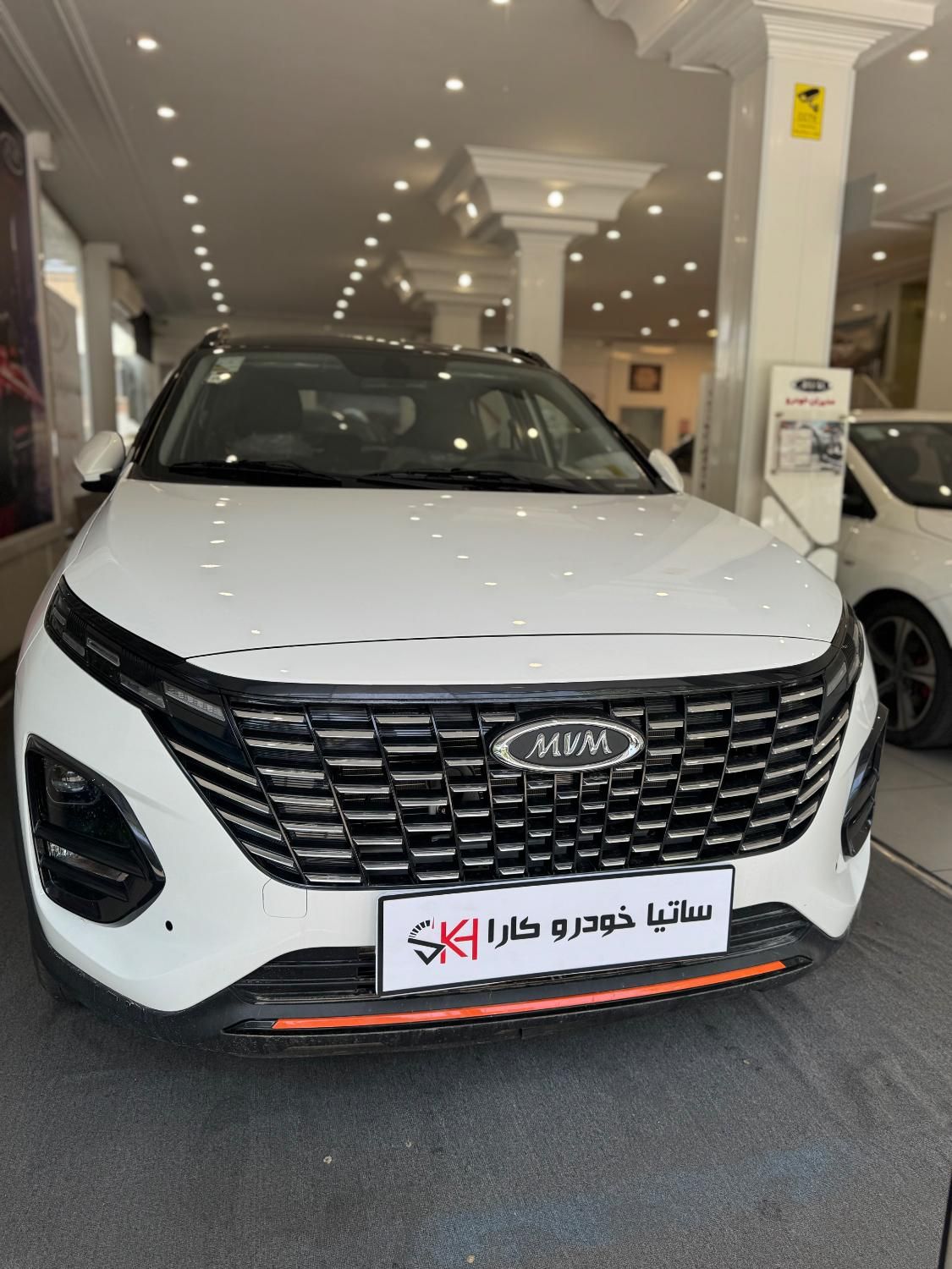 ام‌وی‌ام X33 Cross (اومودا C3)،تحویل فوری مدل ۱۴۰۴|خودرو سواری و وانت|تهران, سلسبیل|دیوار