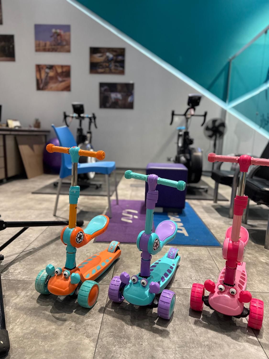 لوپ کار موزیکال کودک با چرخ LED|دوچرخه، اسکیت، اسکوتر|تهران, شهرک چیتگر|دیوار