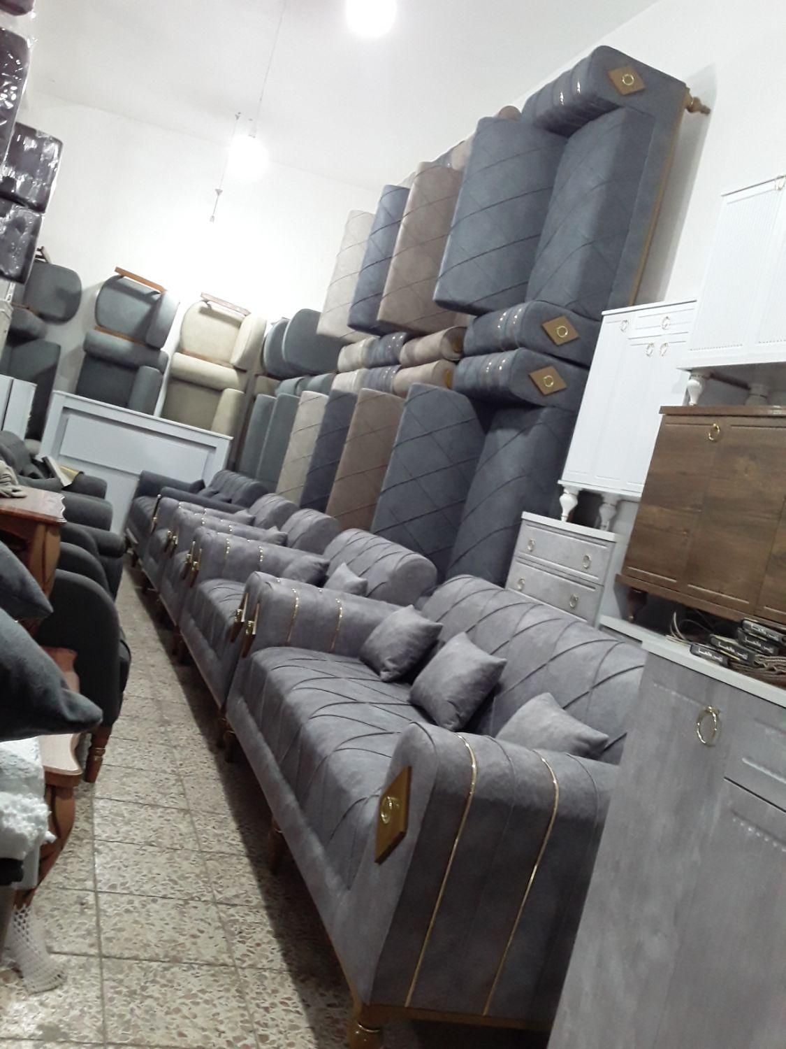 مبل راحتی شرکتی پایه چوب قیمت تولیدی|مبلمان خانگی و میز عسلی|سبزوار, طبرسی (جعفرآباد)|دیوار