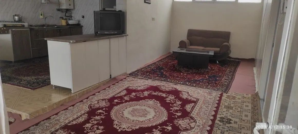 اجاره به مسافران دوخوابه طبقه اول|اجارهٔ کوتاه‌مدت آپارتمان و سوئیت|اصفهان, همت‌آباد|دیوار
