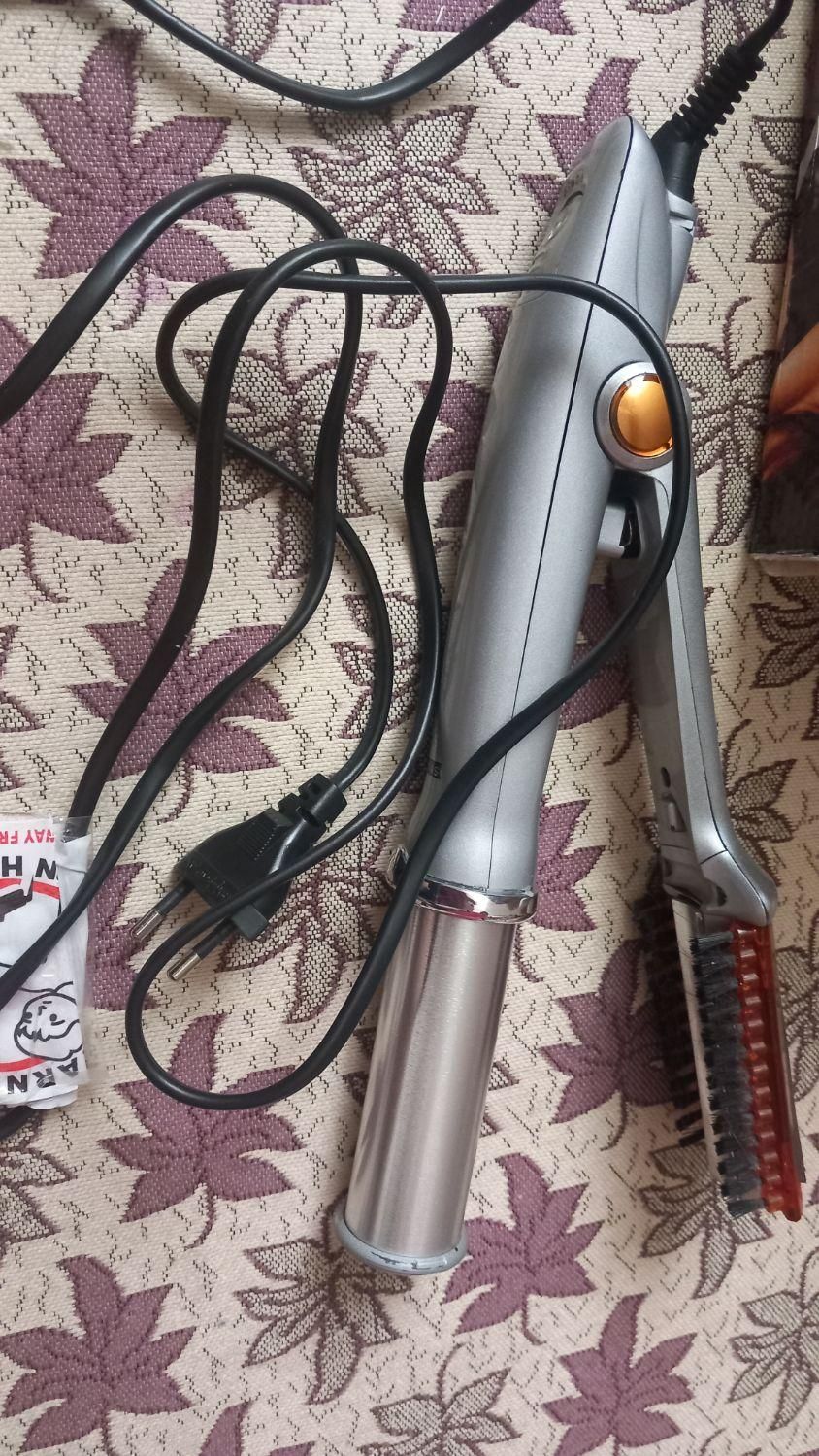 اتوی مو چرخشی کیفیت بالا بسیار عالی نوباجعبه سالم|آرایشی، بهداشتی، درمانی|تهران, هفده شهریور|دیوار