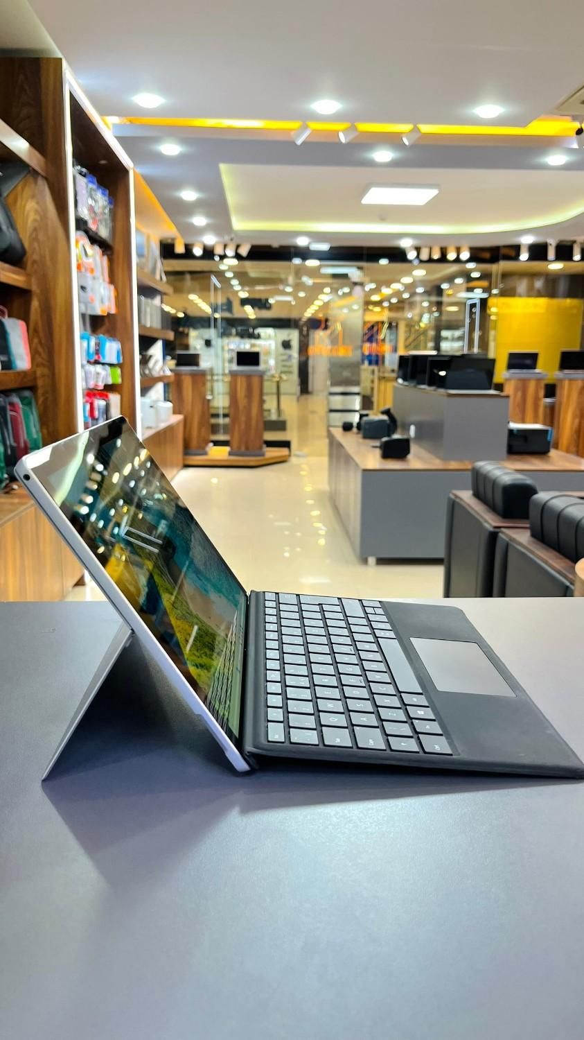 لپتاپ شیک، مدیریتیSurface Pro 7صفحه لمسی و تبلت شو|رایانه همراه|ارومیه, |دیوار