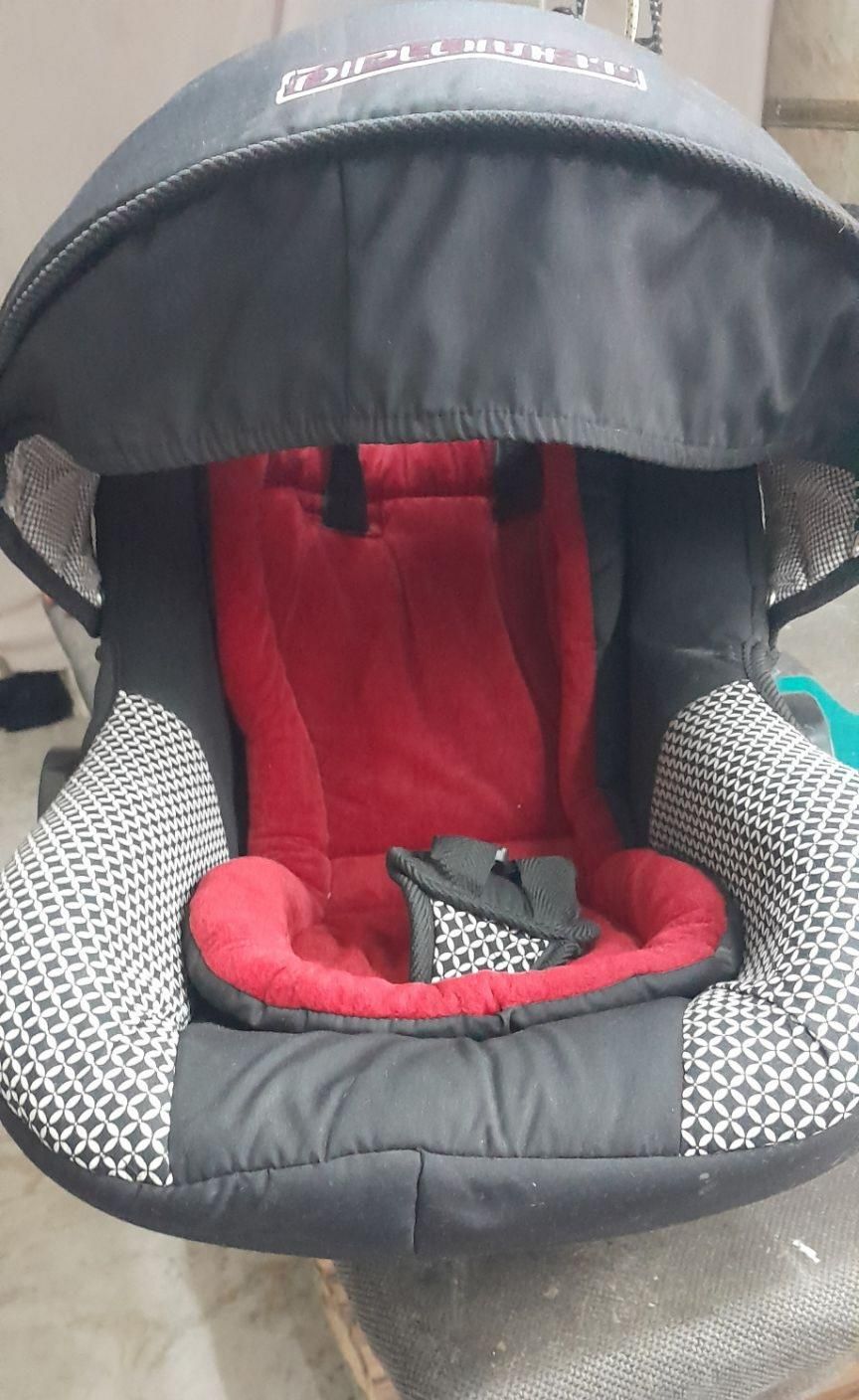 کالسکه و کریر روروئک دلیجان درحد نو سرمه ای اسپرت|کالسکه و لوازم جانبی|گلستان (تهران), |دیوار