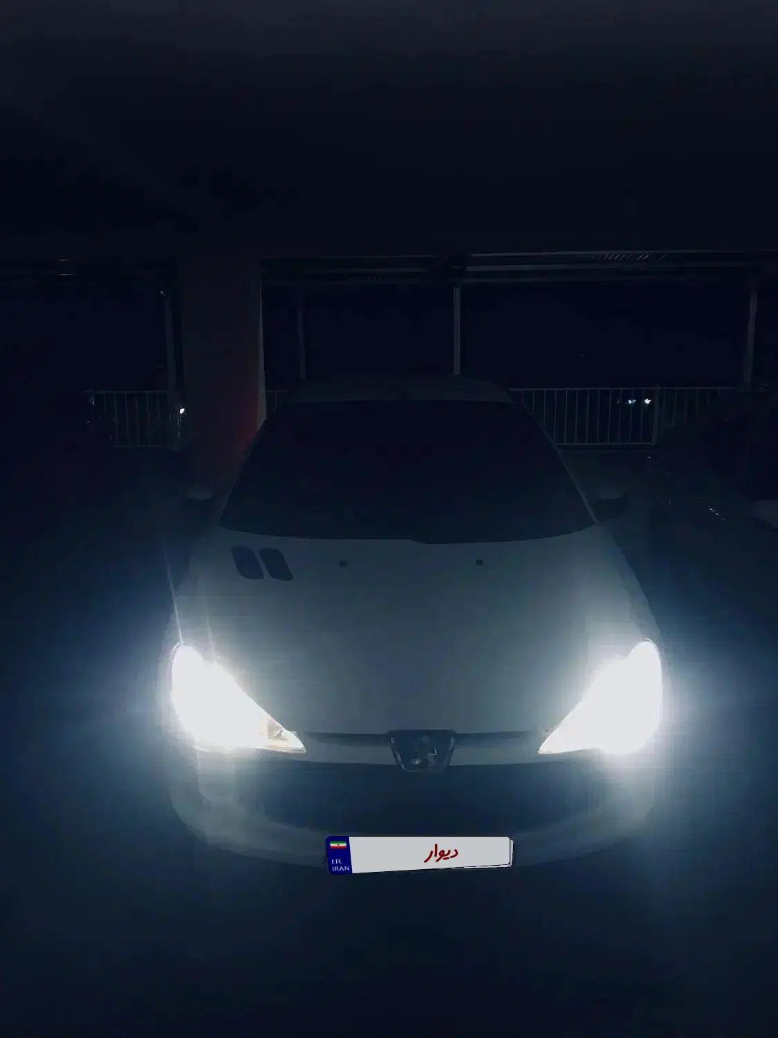 پژو 206 V8 SD صندوقدار تیپ ۵ فول آپشن مدل ۹۰ سفید|خودرو سواری و وانت|کرج, جهان‌شهر|دیوار