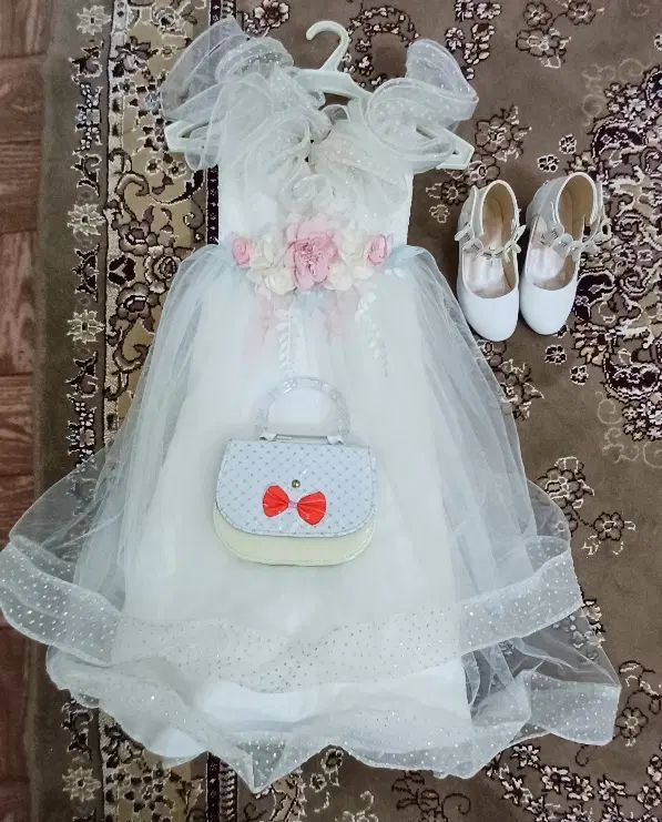 پیراهن دخترانه مجلسی|کفش و لباس بچه|کرج, گلشهر|دیوار