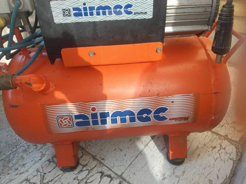 بورخرید فرد پمپ باد بالابر ساختمانی موتوربرق|مصالح و تجهیزات ساختمان|کرج, جهان‌شهر|دیوار