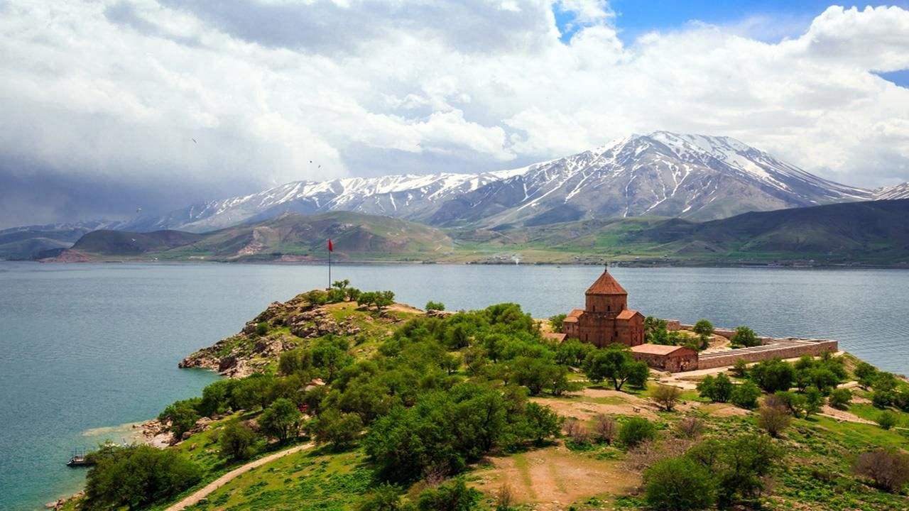 تور زمینی وان|تور و چارتر|کرج, دهقان ویلا|دیوار