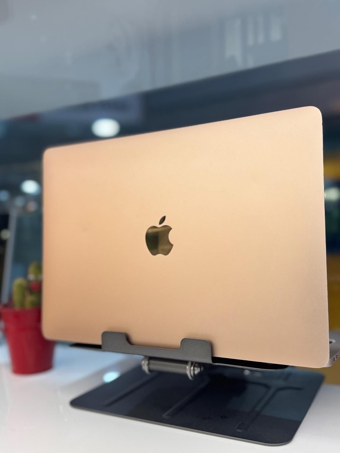 MacBook Air 2020|رایانه همراه|شیراز, ملاصدرا|دیوار