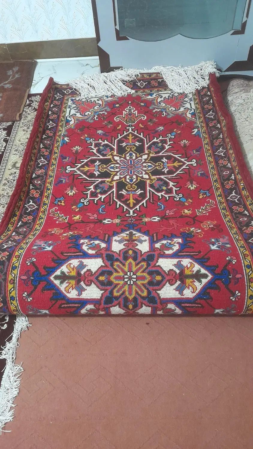 یک عددکناره هریس تازه ازدار اویخته بفروش میرست|فرش|هریس, |دیوار