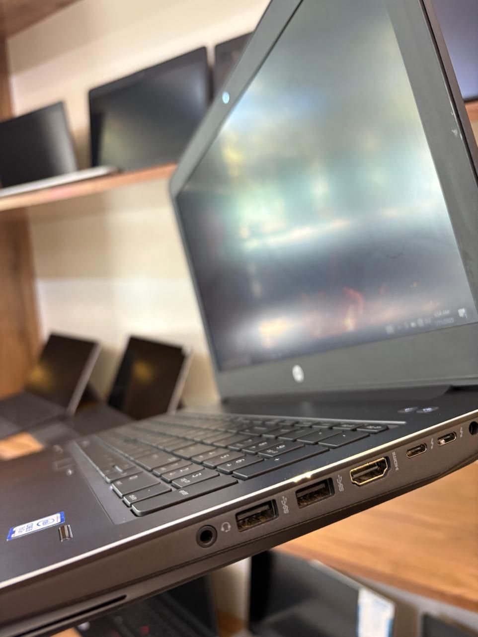 لپتاپ Hp zbook پردازنده i5 7440HQ گرافیک مجزا|رایانه همراه|مشهد, گوهرشاد|دیوار