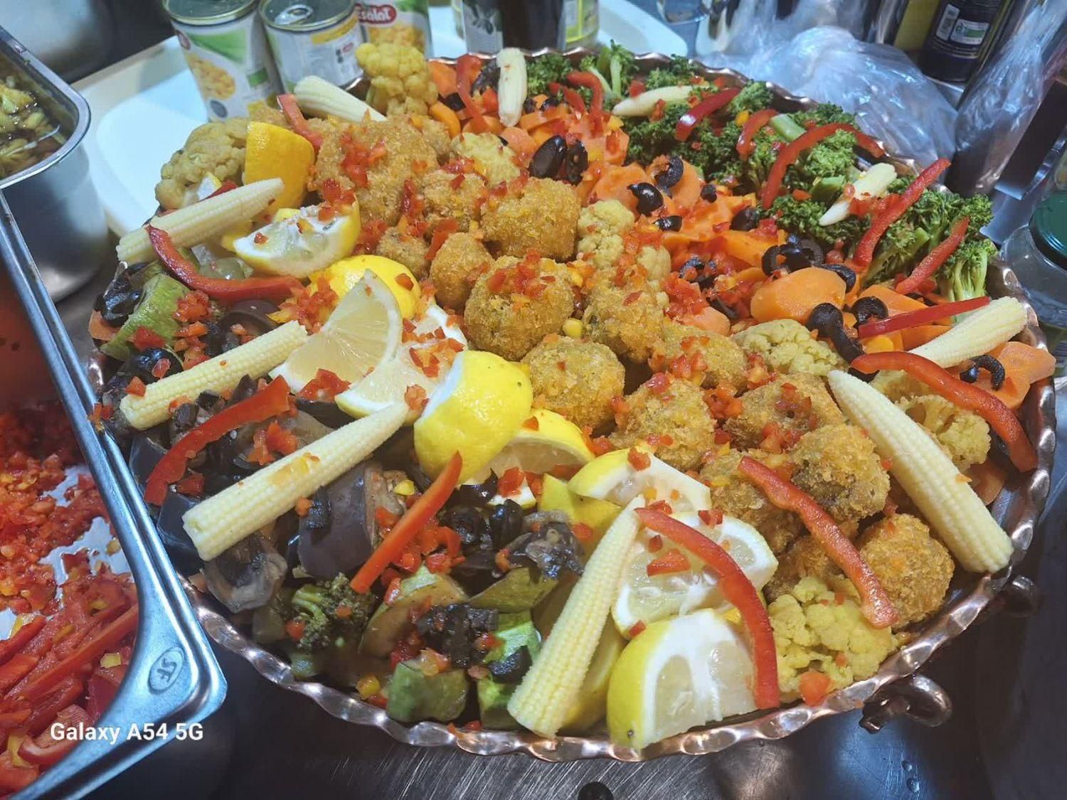 تهیه وطبخ غذا|خوردنی و آشامیدنی|اصفهان, فردوان|دیوار