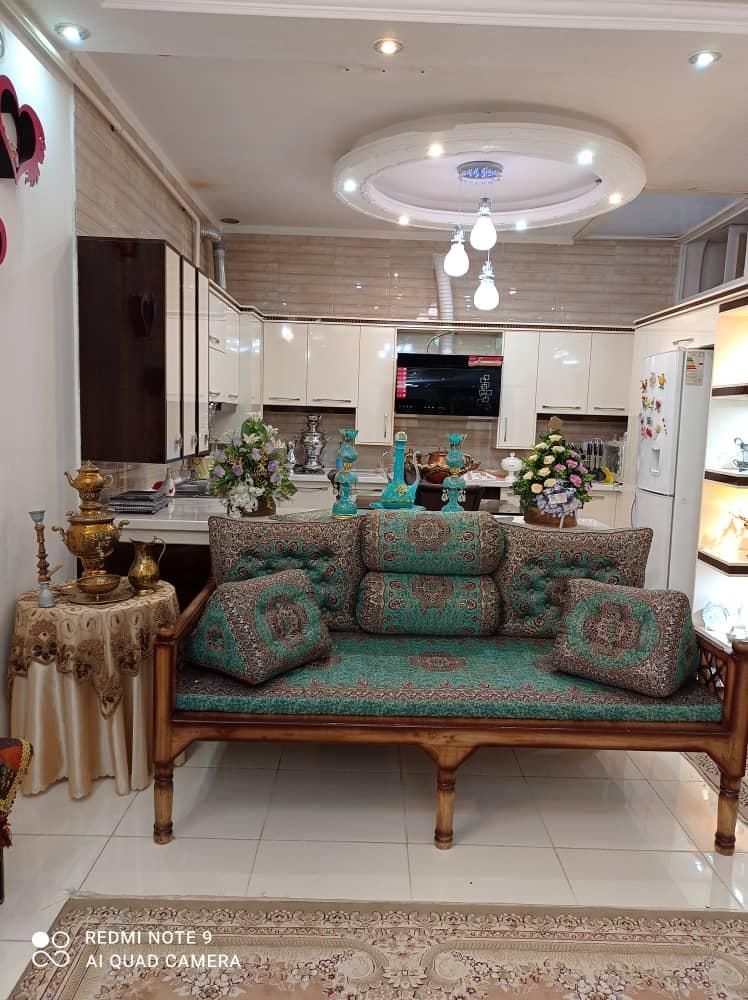 شاه نشین کلاسیک|پشتی|یزد, |دیوار