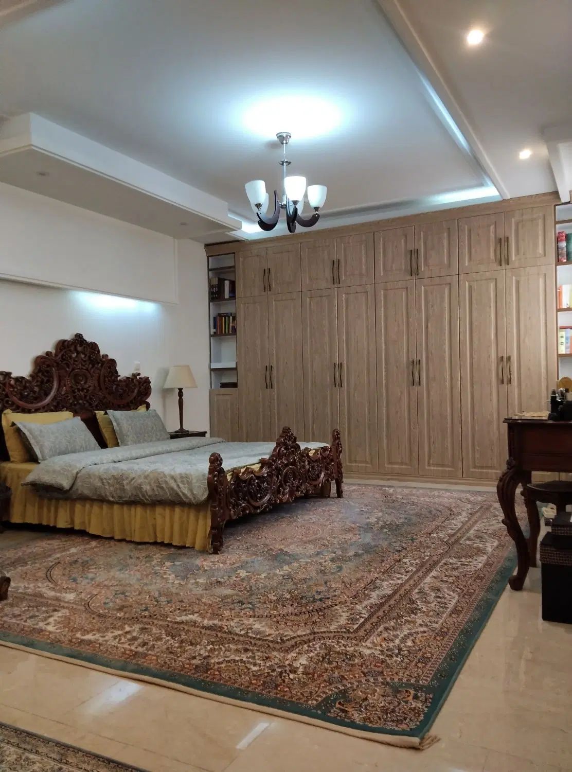 رهن و اجاره اپارتمان تک واحد۲۴۵متر۳خواب ۲پارکینگ|اجارهٔ آپارتمان|کرج, عظیمیه|دیوار