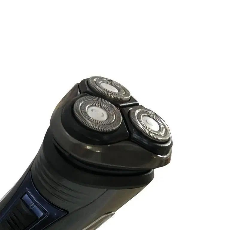 ماشین اصلاح 3تیغ فیلیپسPhilips Pt920فروشگاه آرمان|آرایشی، بهداشتی، درمانی|اصفهان, امامزاده اسماعیل|دیوار