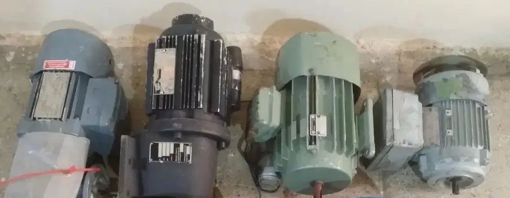 دینام موتور الکتروموتور گیربکس دستگاه صنعتی اصل|ماشین‌آلات صنعتی|تهران, آهنگ|دیوار