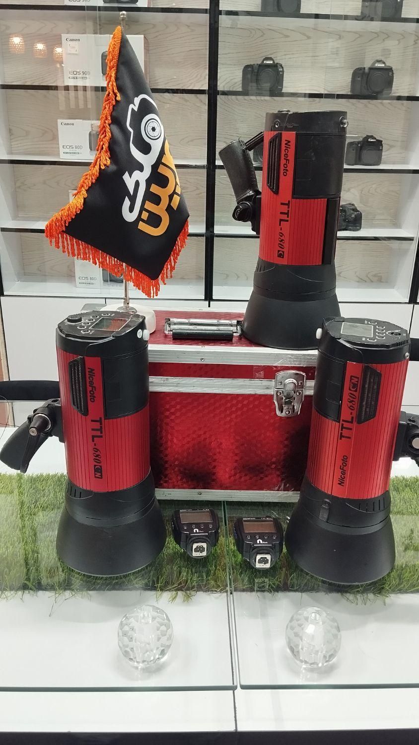 پرتابل نایس فوتو 680ژول|دوربین عکاسی و فیلمبرداری|مشهد, طلاب|دیوار