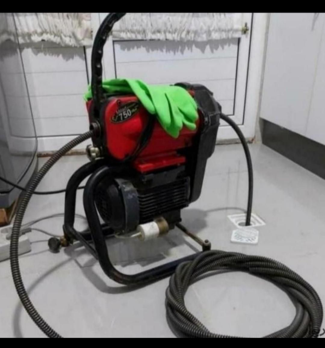 لوله باز کنی و فاضلاب باز کنی با فنر برقی|خدمات پیشه و مهارت|سرپل ذهاب, |دیوار