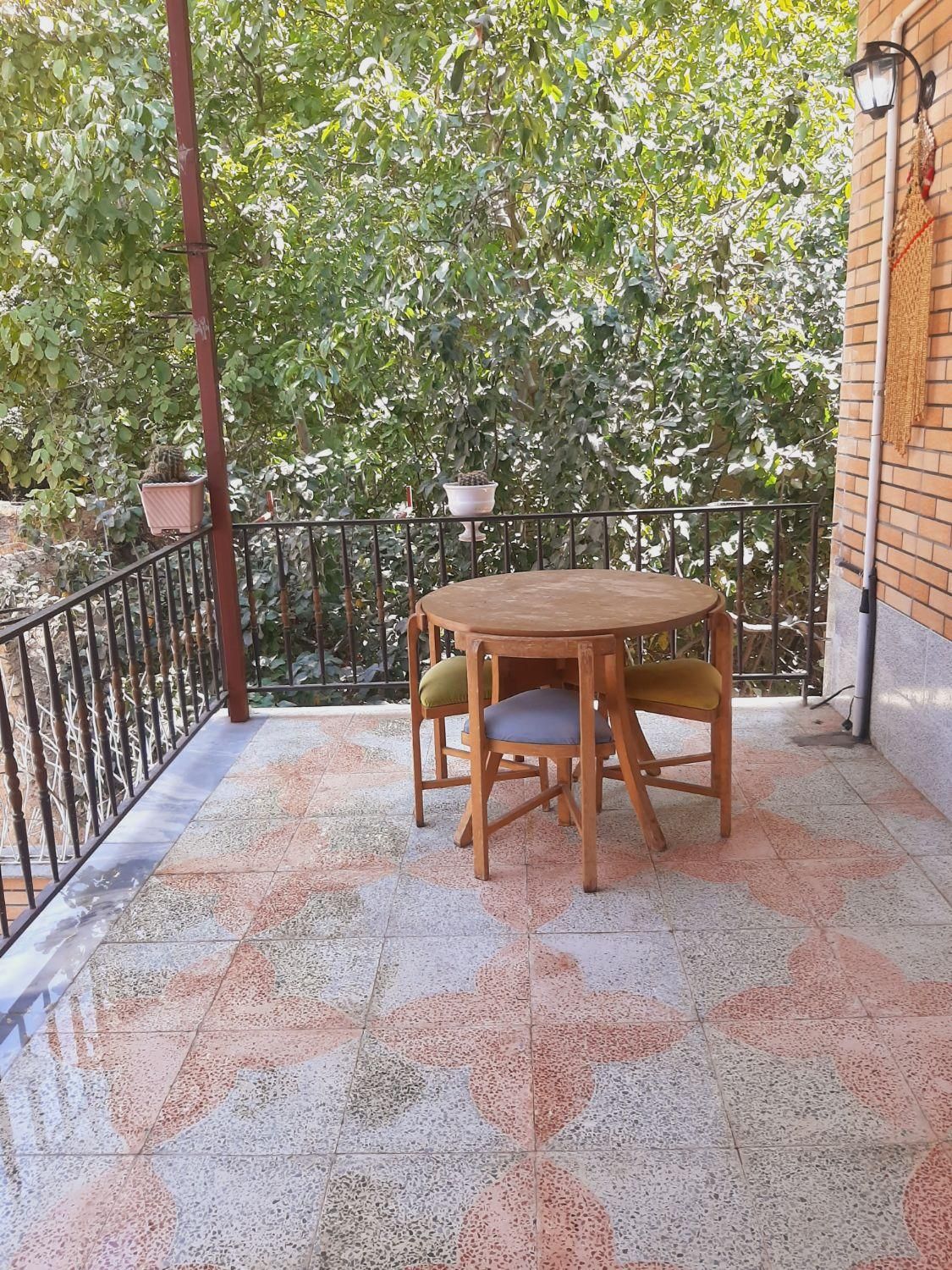 اجاره باغ ویلا باغبهادران باغ بهادران|اجارهٔ کوتاه‌مدت ویلا و باغ|لنجان, |دیوار