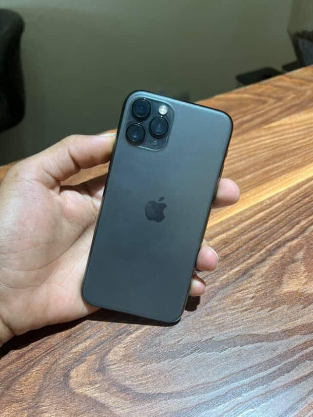 اپل iPhone 11 Pro با حافظهٔ ۲۵۶ گیگابایت|موبایل|اصفهان, احمدآباد|دیوار