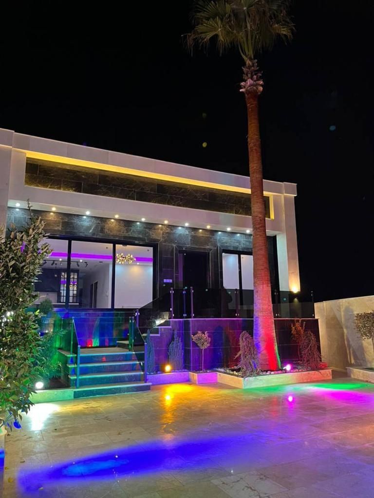 ویلا،ماهانه،سالانه داخل شهرک فردوس،ایزدشهر،نور|اجارهٔ کوتاه‌مدت آپارتمان و سوئیت|محمودآباد, |دیوار