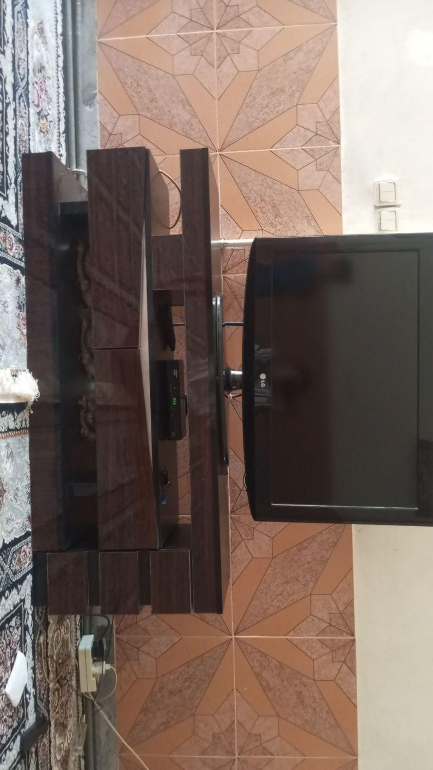 تلویزیون و زیر تلویزیون LG|سایر لوازم برقی|کوهدشت, |دیوار
