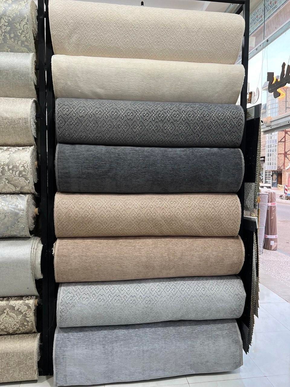 پارچه مبلی راحتی وسلطنتی|مبلمان خانگی و میز عسلی|قزوین, |دیوار