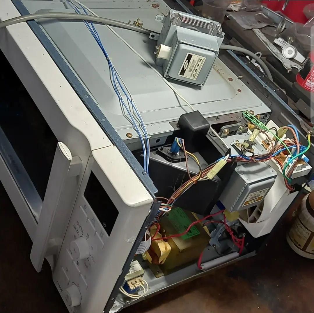 تعمیر تخصصی مایکروویو|سایر لوازم برقی|زاهدان, |دیوار