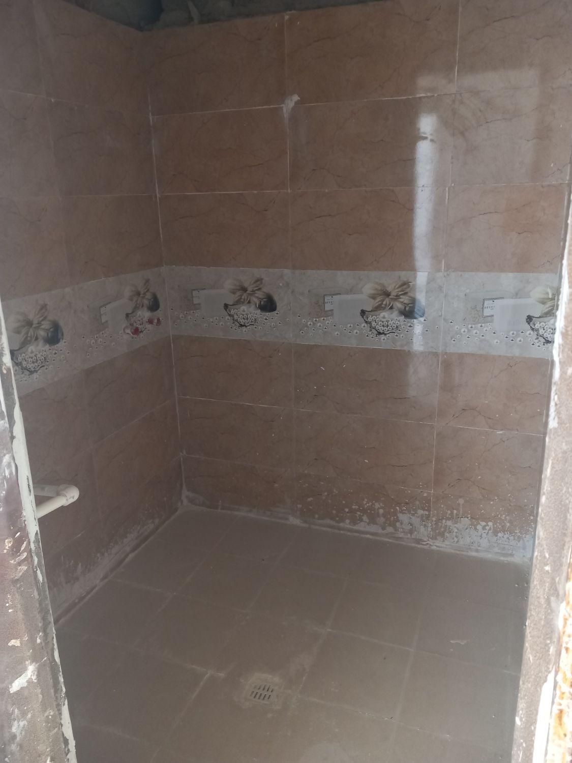 دو خواب/پارکینگ/آسانسور/تهاتر/چک صیادی|فروش آپارتمان|هشتگرد, شهرک گلها|دیوار