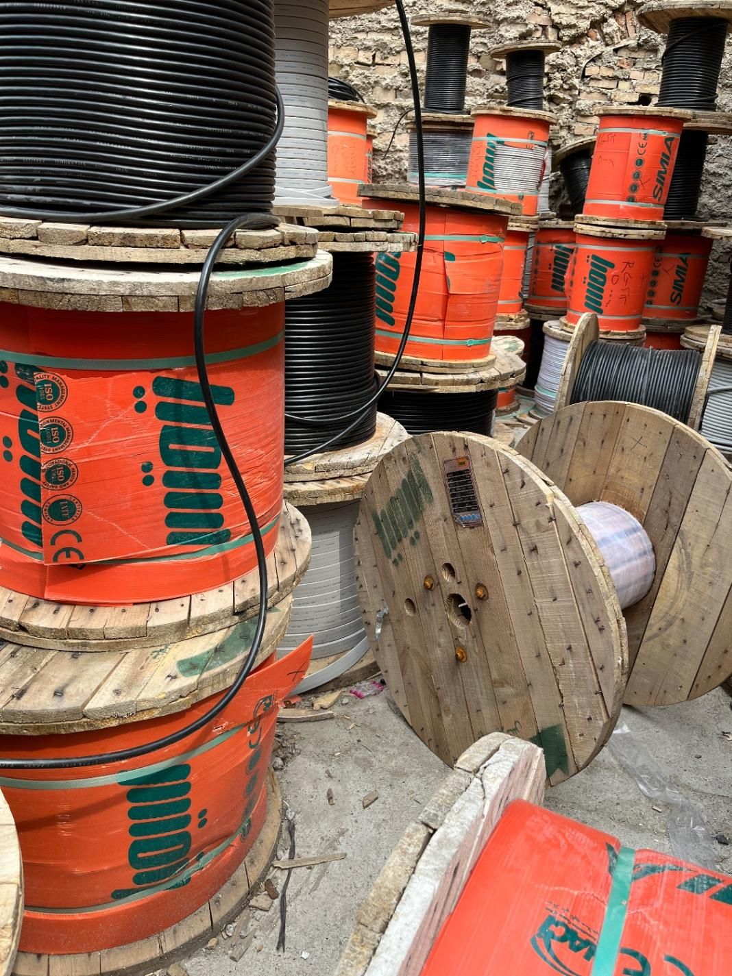 کابل برق/ سیم/ کابل شبکه/کابل انتن/|مصالح و تجهیزات ساختمان|تهران, فردوسی|دیوار